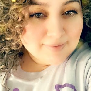 Meet your Posher, Stacey